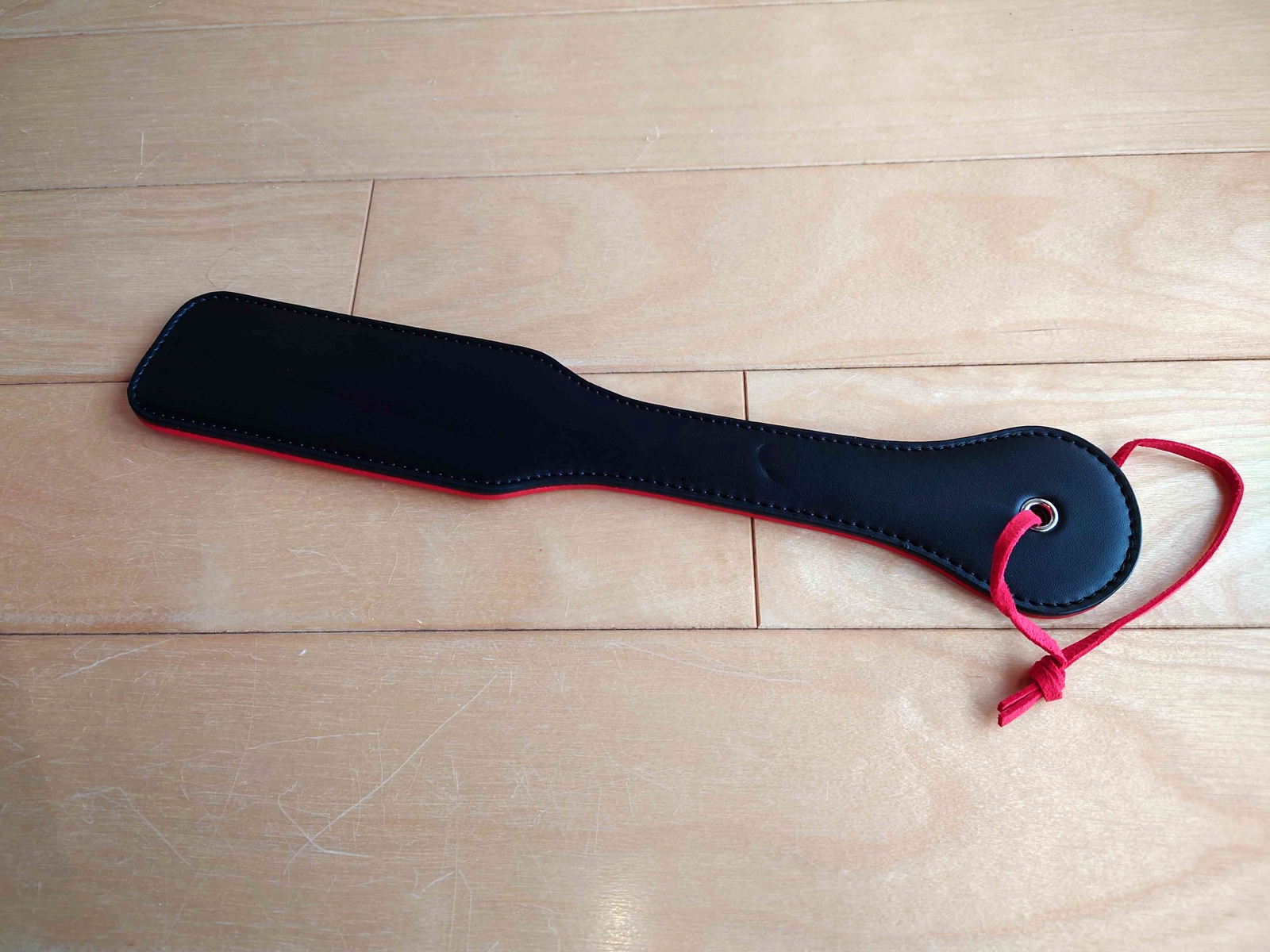 乳首開発調教(3)～鈴付きニップルクリップをつけ四つん這いにさせスパンキングパドルでお仕置きー～開発済みの乳首で絶頂する変態女(レナの調教記録～006)