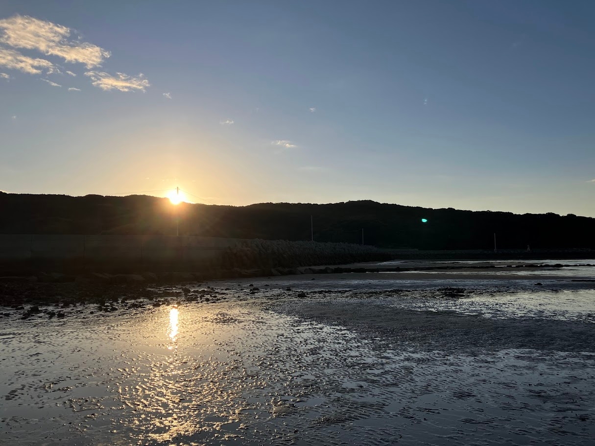 崩壊世界放浪記 ～鉄屑屋と悠久の少女～ 【ぐっすり眠れるASMR /CV:箱河ノアさん 本編3時間28分】